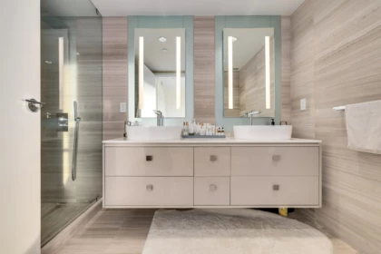 Powder Room Photo of 4102 1151 W Georgia Street, Vancouver, BC