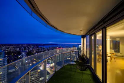 Swimming Pool Photo of 4102 1151 W Georgia Street, Vancouver, BC