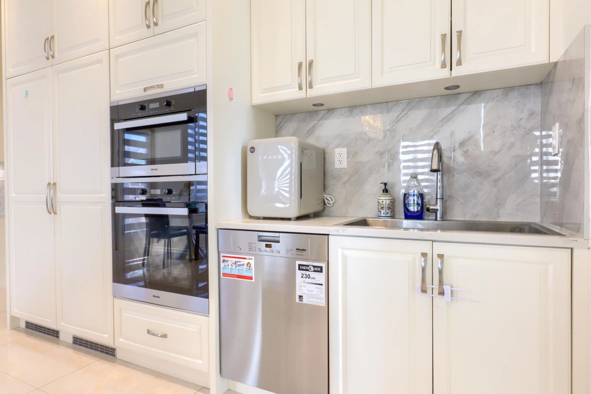 Breakfast Nook Photo of 11991 No. 2 Road, Richmond, BC