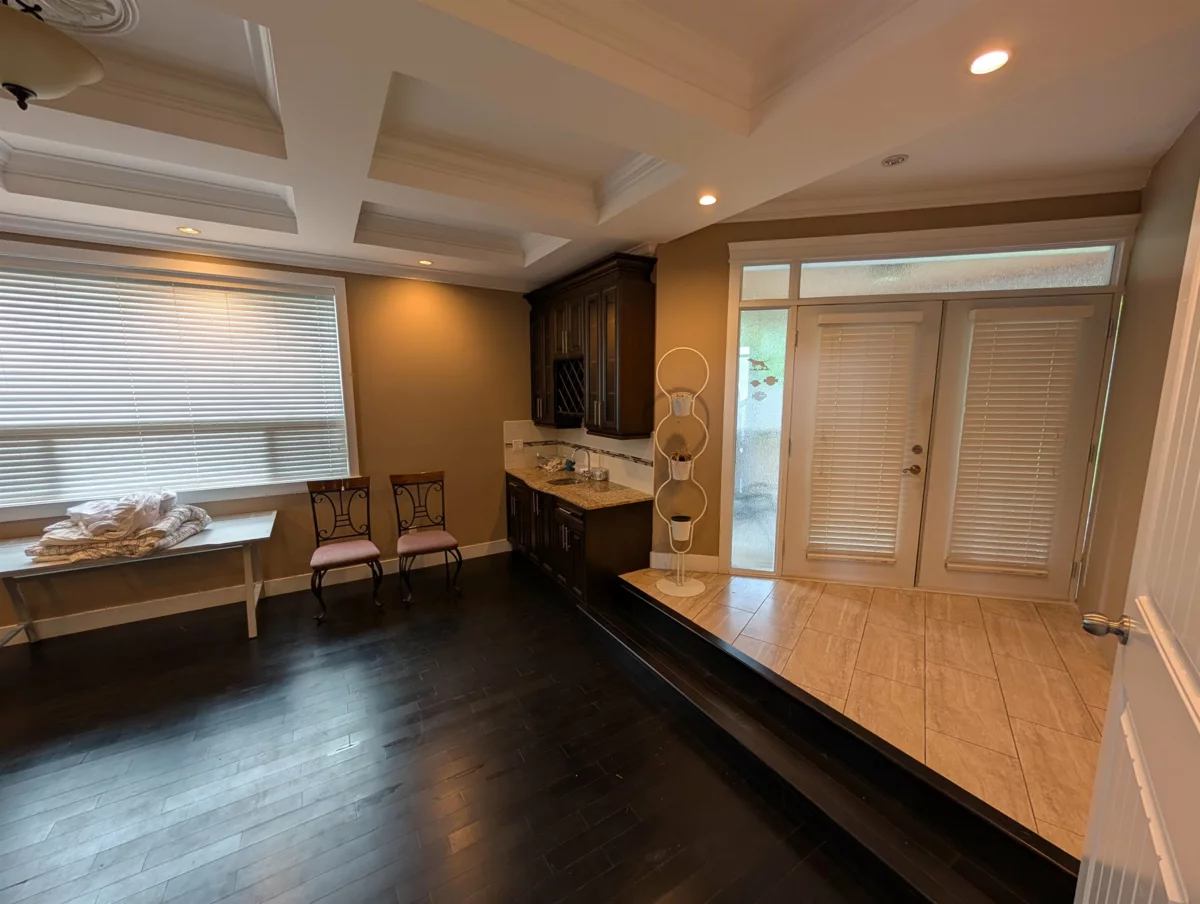 Kitchen Photo of 701 Delestre Avenue, Coquitlam, BC