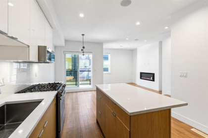 15 8140 166 Street, Surrey, BC, Surrey — Townhouse for sale