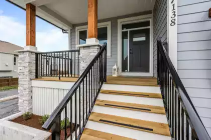 7138 Rochester Avenue, Chilliwack, BC, Chilliwack — Single Family Residence for sale