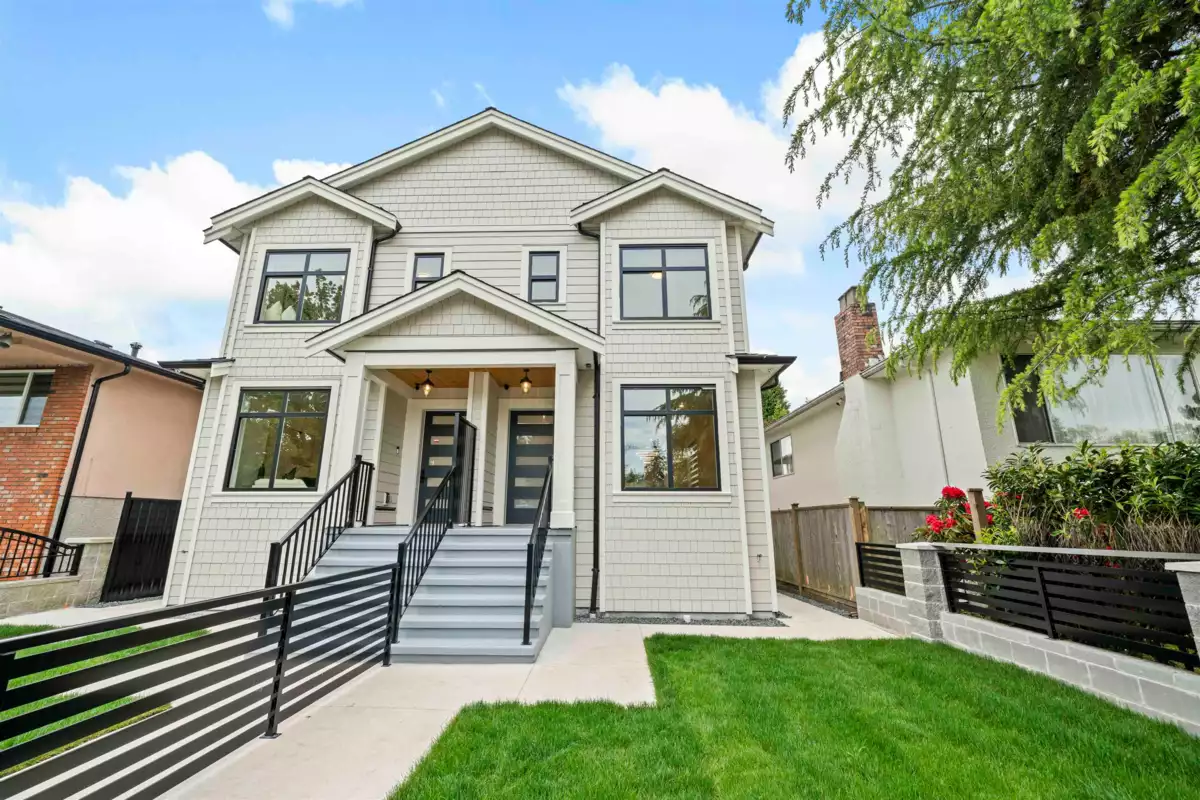 Exterior Front Photo of 3496 E 49th Avenue, Vancouver, BC