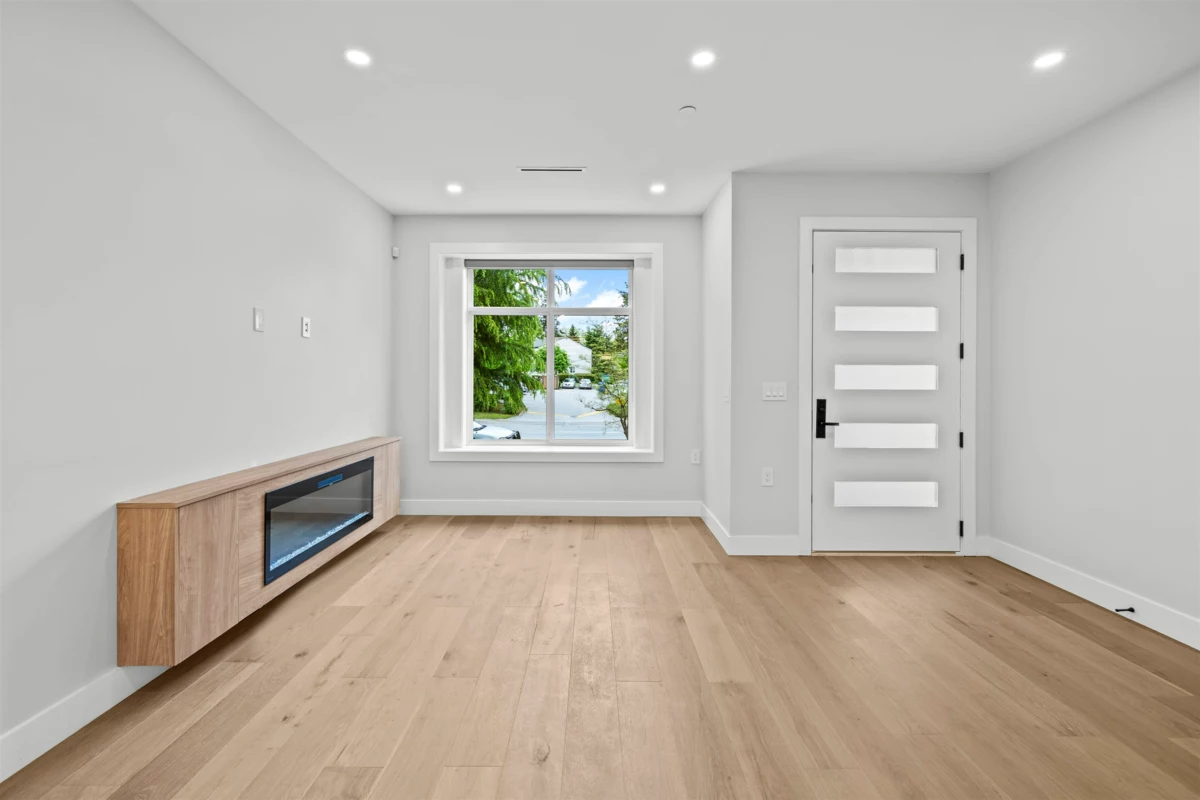 Family Room Photo of 3496 E 49th Avenue, Vancouver, BC