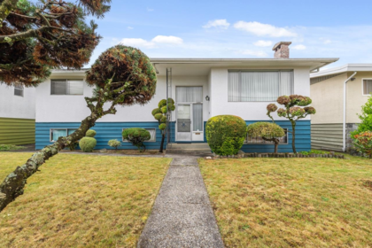 6595 St Charles Place, Burnaby, BC, Burnaby — Single Family Residence for sale