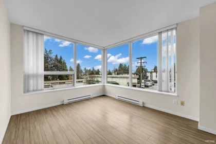 302 6658 Dow Avenue, Burnaby, BC, Burnaby — Apartment/Condo for sale