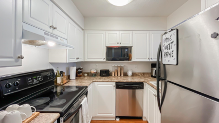 12 1383 Brunette Avenue, Coquitlam, BC, Coquitlam — Townhouse for sale