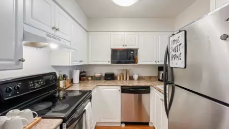 12 1383 Brunette Avenue, Coquitlam, BC, Coquitlam — Townhouse for sale