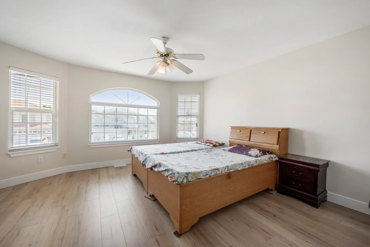 Bedroom 4 Photo of 30516 Robin Drive, Abbotsford, BC