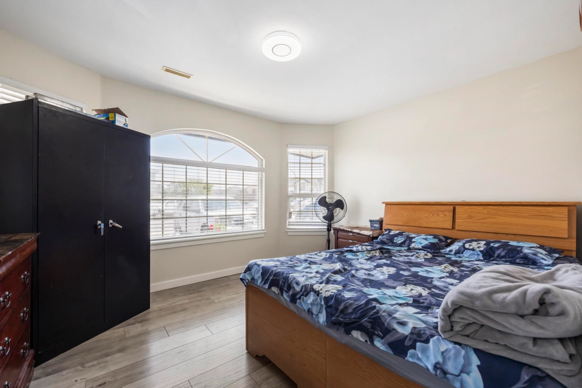 Staircase Photo of 30516 Robin Drive, Abbotsford, BC