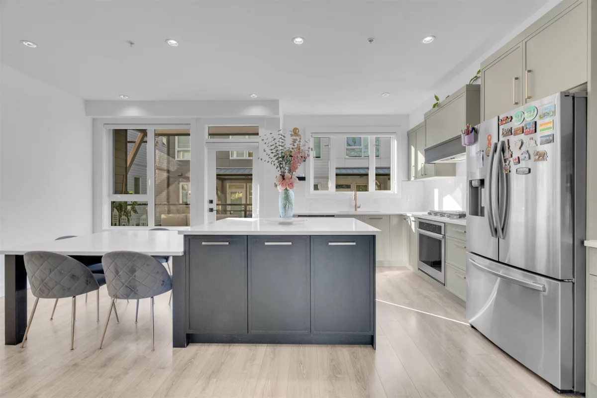 Living Room Photo of 24 15030 28 Avenue, Surrey, BC