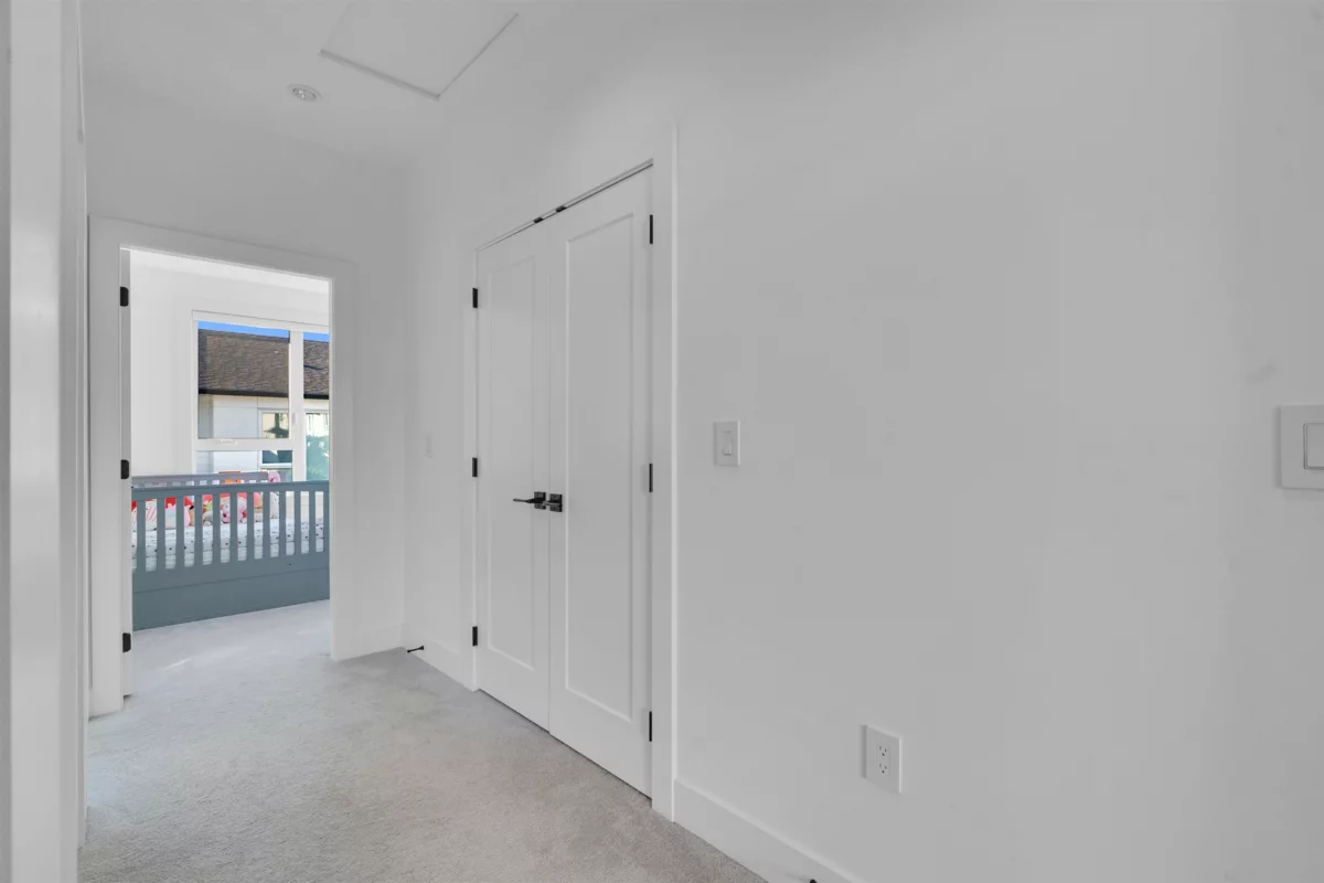 Mudroom Photo of 24 15030 28 Avenue, Surrey, BC