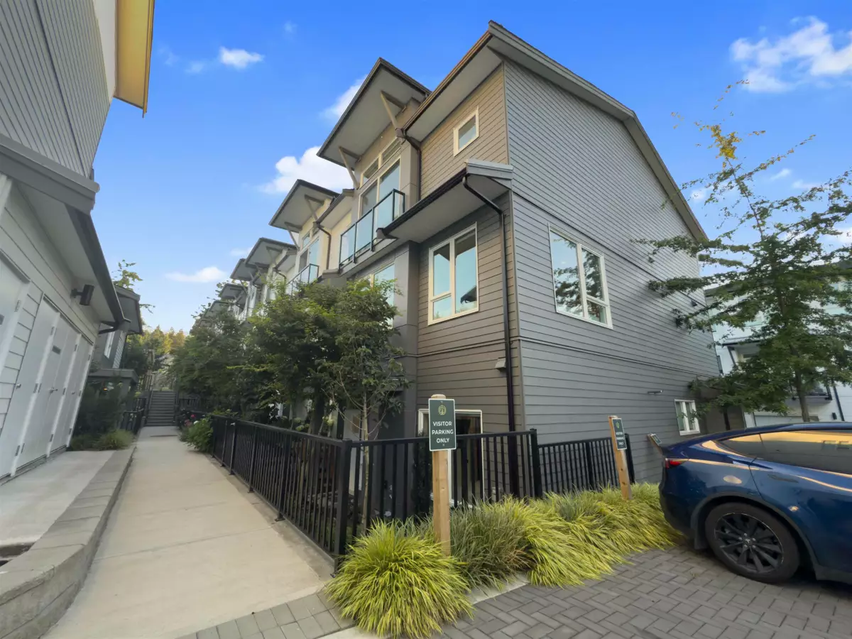 Outdoor Kitchen Photo of 24 15030 28 Avenue, Surrey, BC