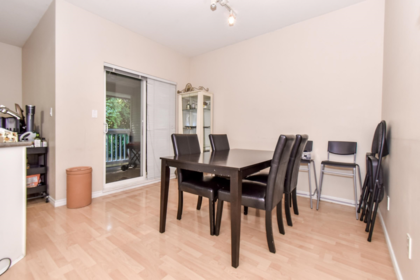 Kitchen Photo of 55 15133 29a Avenue, Surrey, BC