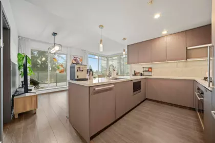 601 6538 Nelson Avenue, Burnaby, BC, Burnaby — Apartment/Condo for sale