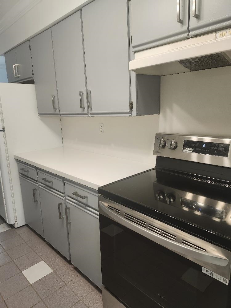 Bedroom 2 Photo of 121 14159 104 Avenue, Surrey, BC