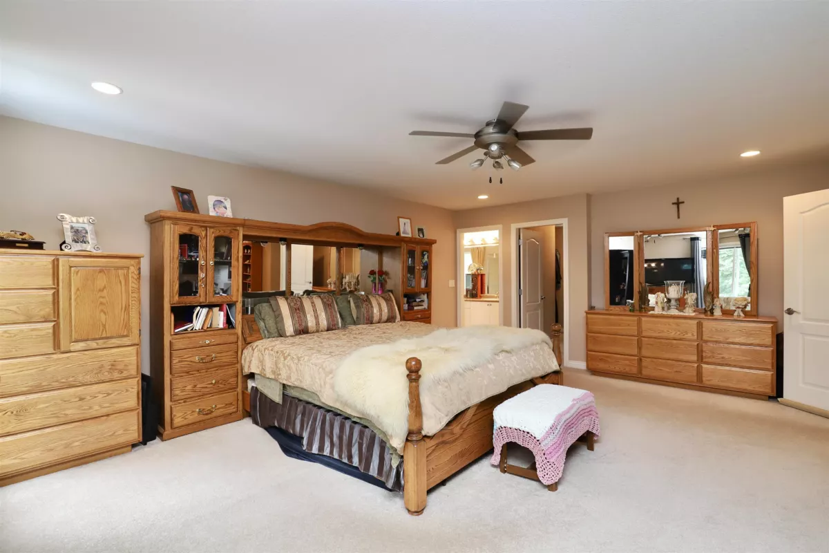 Basement Recreation Room Photo of 13257 239b Street, Maple Ridge, BC