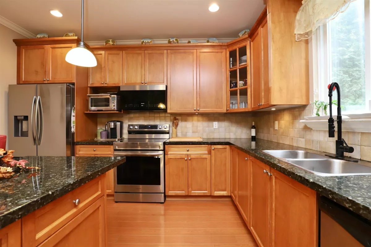 Primary Bedroom Photo of 13257 239b Street, Maple Ridge, BC