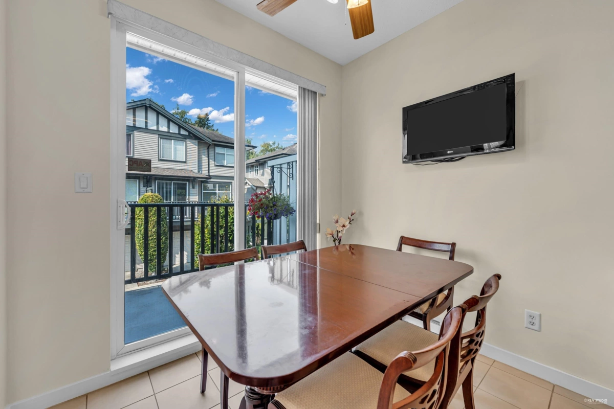 Breakfast Nook Photo of 29 9833 Keefer Avenue, Richmond, BC