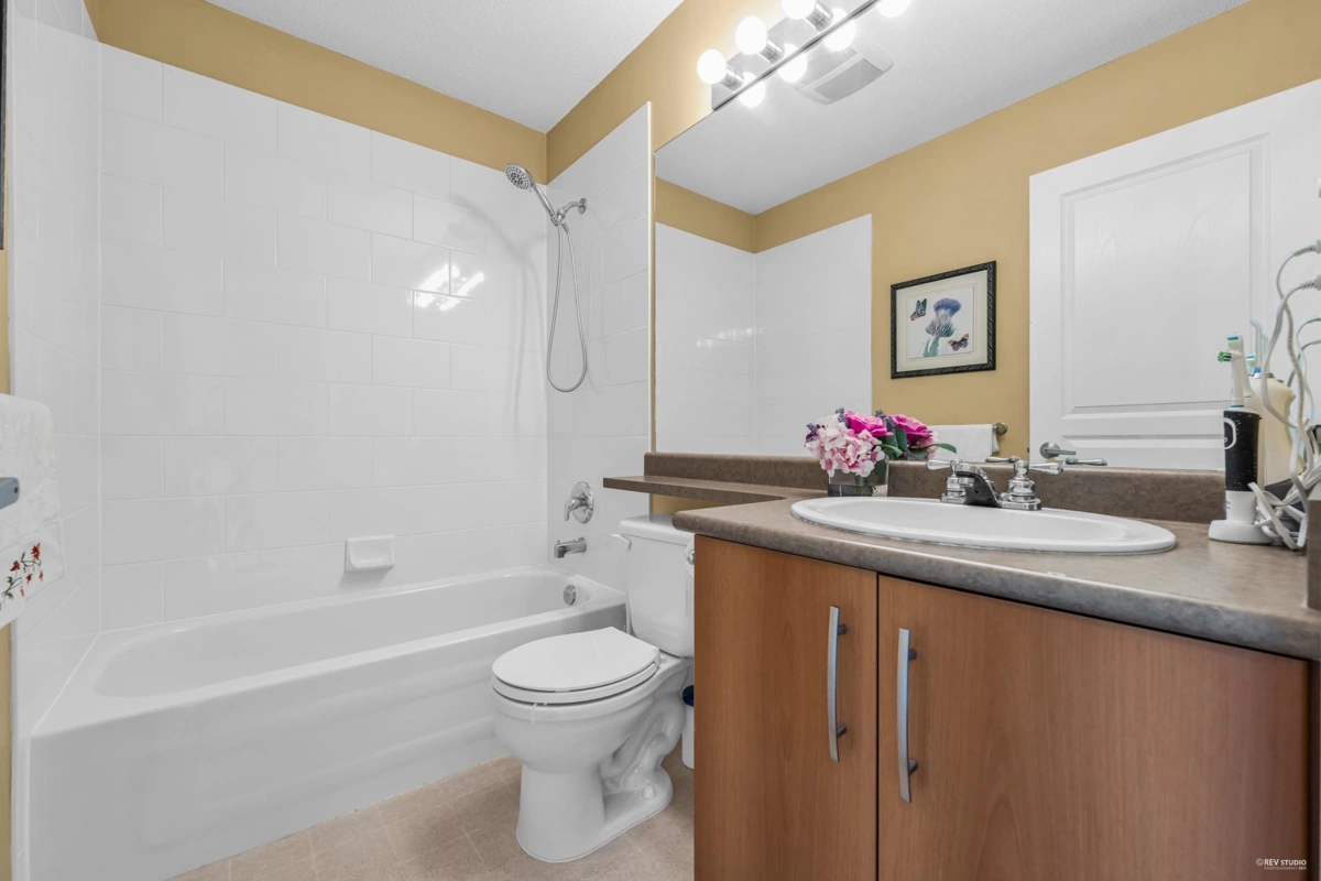 Office / Den Photo of 29 9833 Keefer Avenue, Richmond, BC