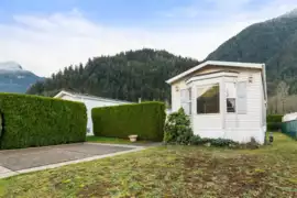 21 62790 Flood Hope Road, Hope, BC