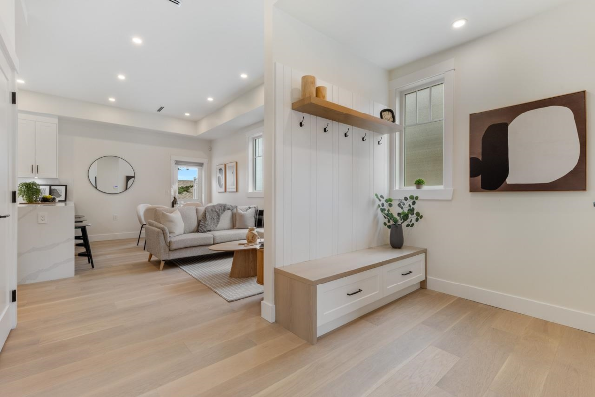 Dining Area Photo of 104 235 Lebleu Street, Coquitlam, BC