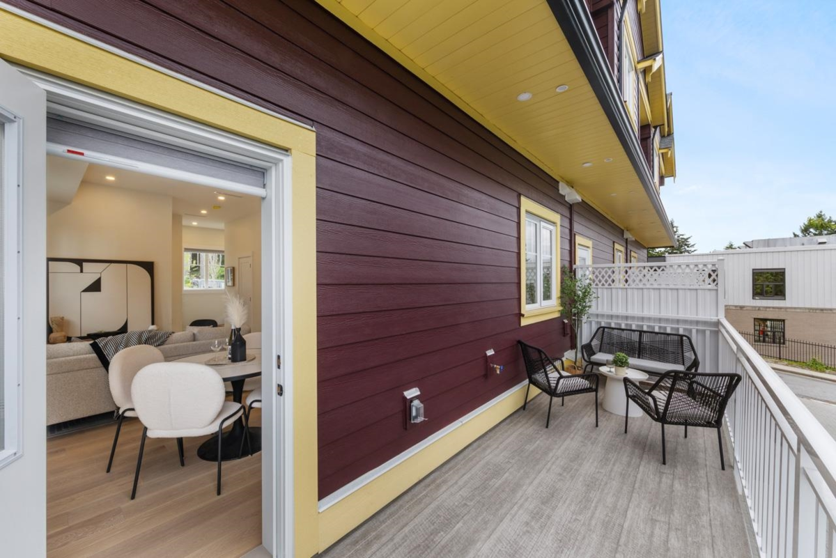 Entry Foyer Photo of 104 235 Lebleu Street, Coquitlam, BC