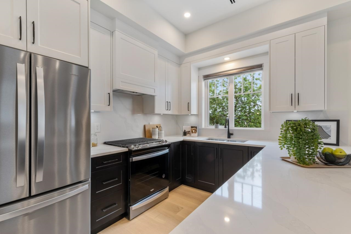 Primary Bedroom Photo of 104 235 Lebleu Street, Coquitlam, BC