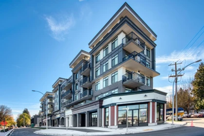 205 33816 South Fraser Way, Abbotsford, BC, Abbotsford — Apartment/Condo for sale