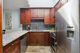 303 145 E 12th Street, North Vancouver, BC