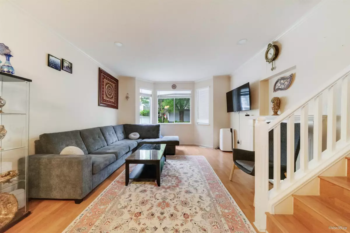 Dining Area Photo of 30 7501 Cumberland Street, Burnaby, BC