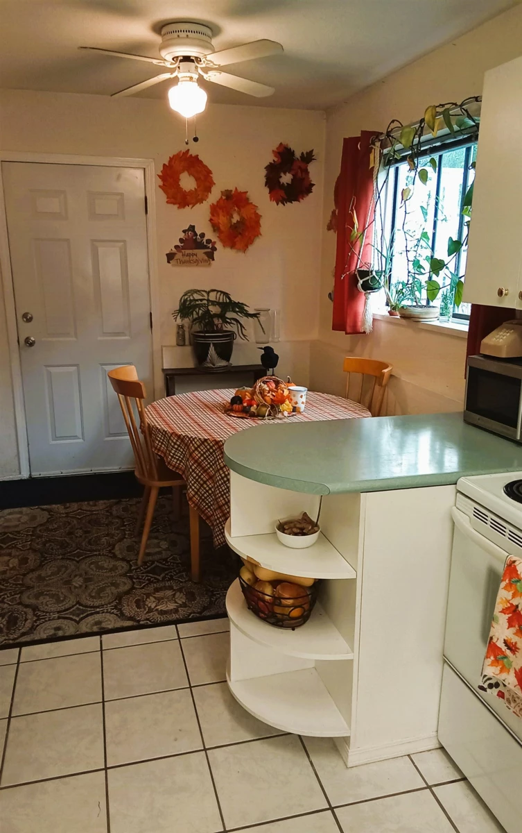 Hot Tub / Spa Photo of 8187 Coleman Street, Mission, BC