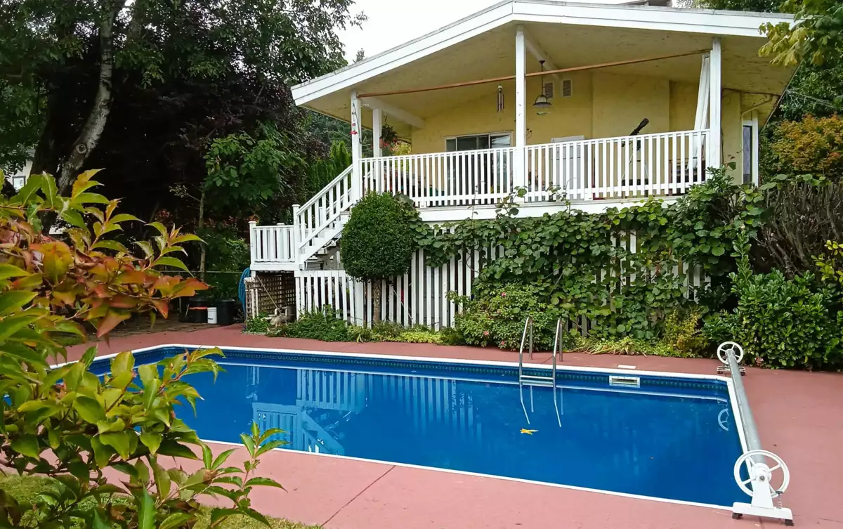 Walk-In Closet Photo of 8187 Coleman Street, Mission, BC