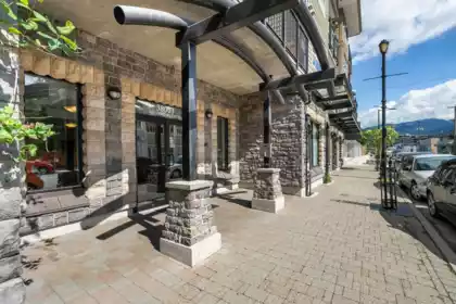 202 38003 Second Avenue, Squamish, BC, Squamish — Apartment/Condo for sale