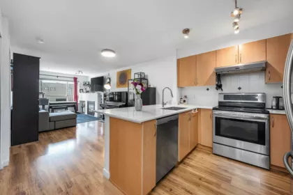 202 38003 Second Avenue, Squamish, BC, Squamish — Apartment/Condo for sale