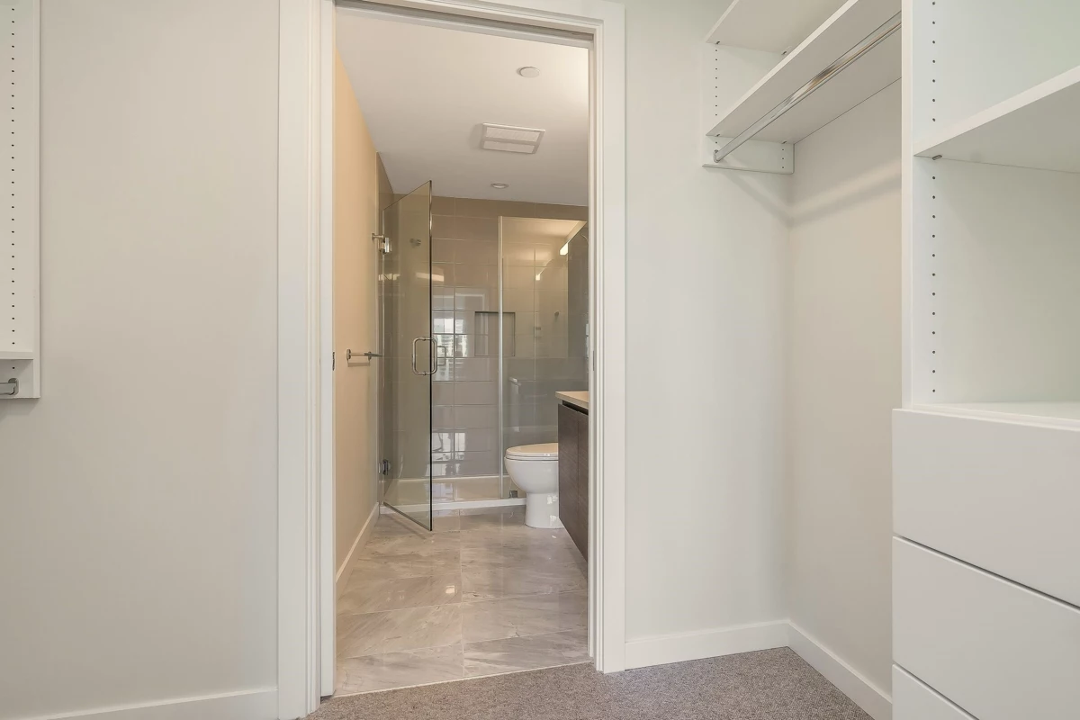 Primary Bathroom Photo of 2304 2108 Gilmore Avenue, Burnaby, BC