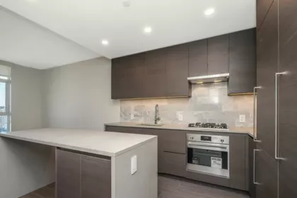 2304 2108 Gilmore Avenue, Burnaby, BC, Burnaby — Apartment/Condo for sale