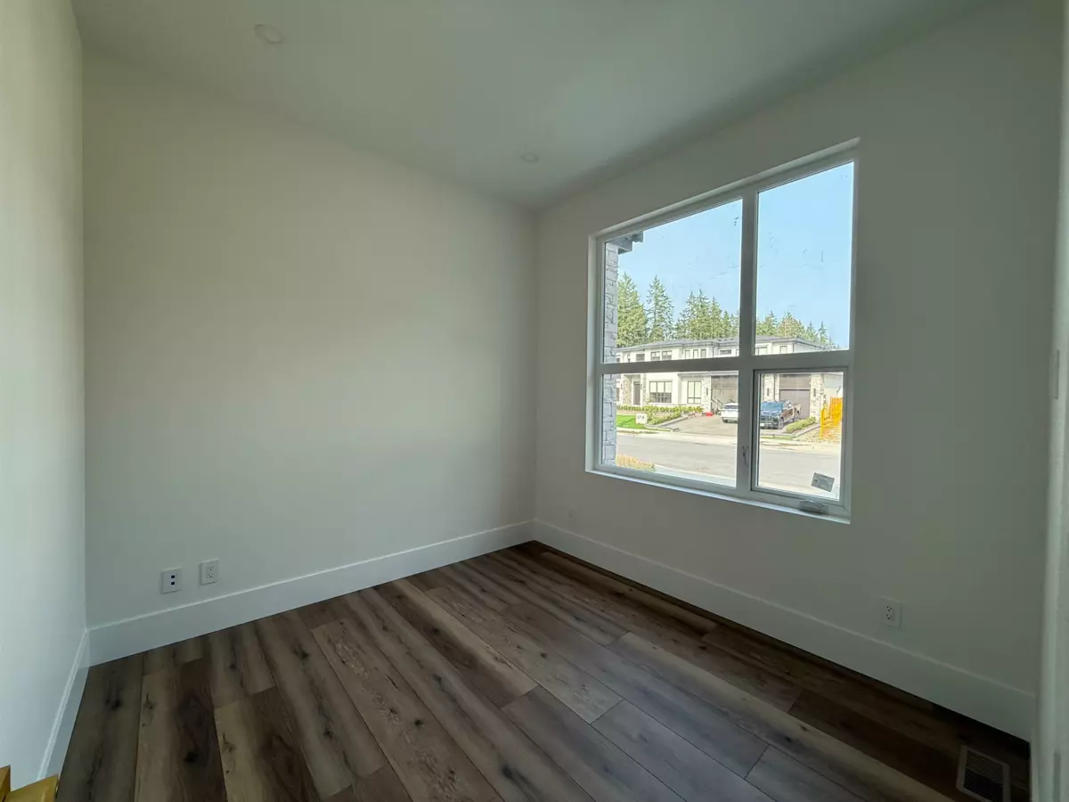 Breakfast Nook Photo of 2711 202 Street, Langley, BC