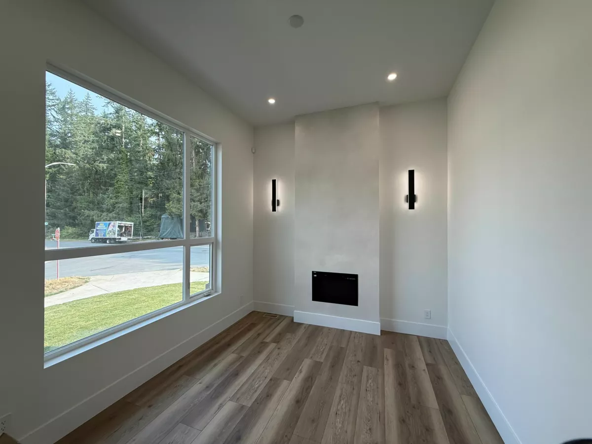 Family Room Photo of 2711 202 Street, Langley, BC