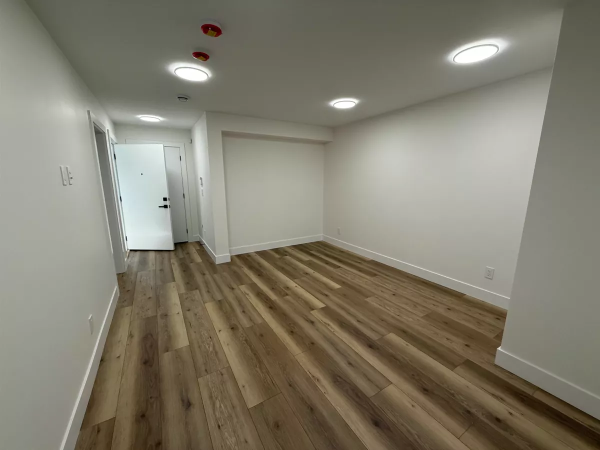 Hot Tub / Spa Photo of 2711 202 Street, Langley, BC