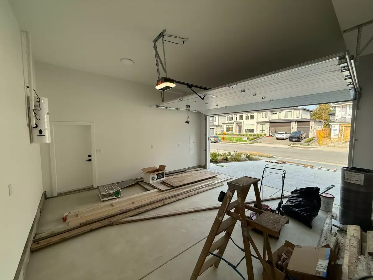 Primary Bathroom Photo of 2711 202 Street, Langley, BC