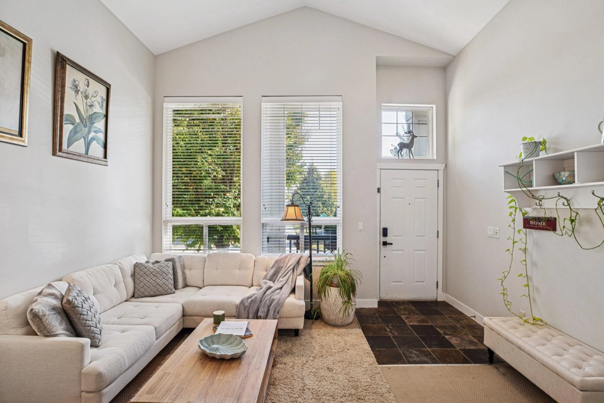 Dining Area Photo of 6157 150a Street, Surrey, BC