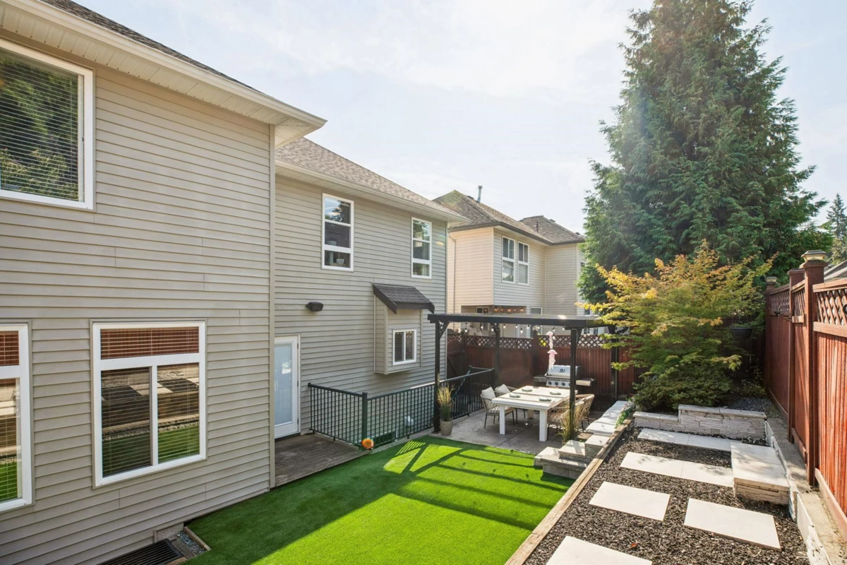 Fitness Center Photo Near 6157 150a Street, Surrey, BC