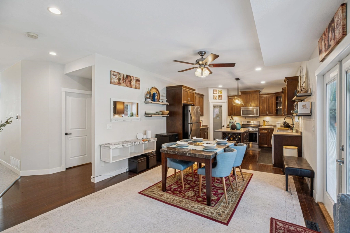 Guest Bathroom Photo of 6157 150a Street, Surrey, BC