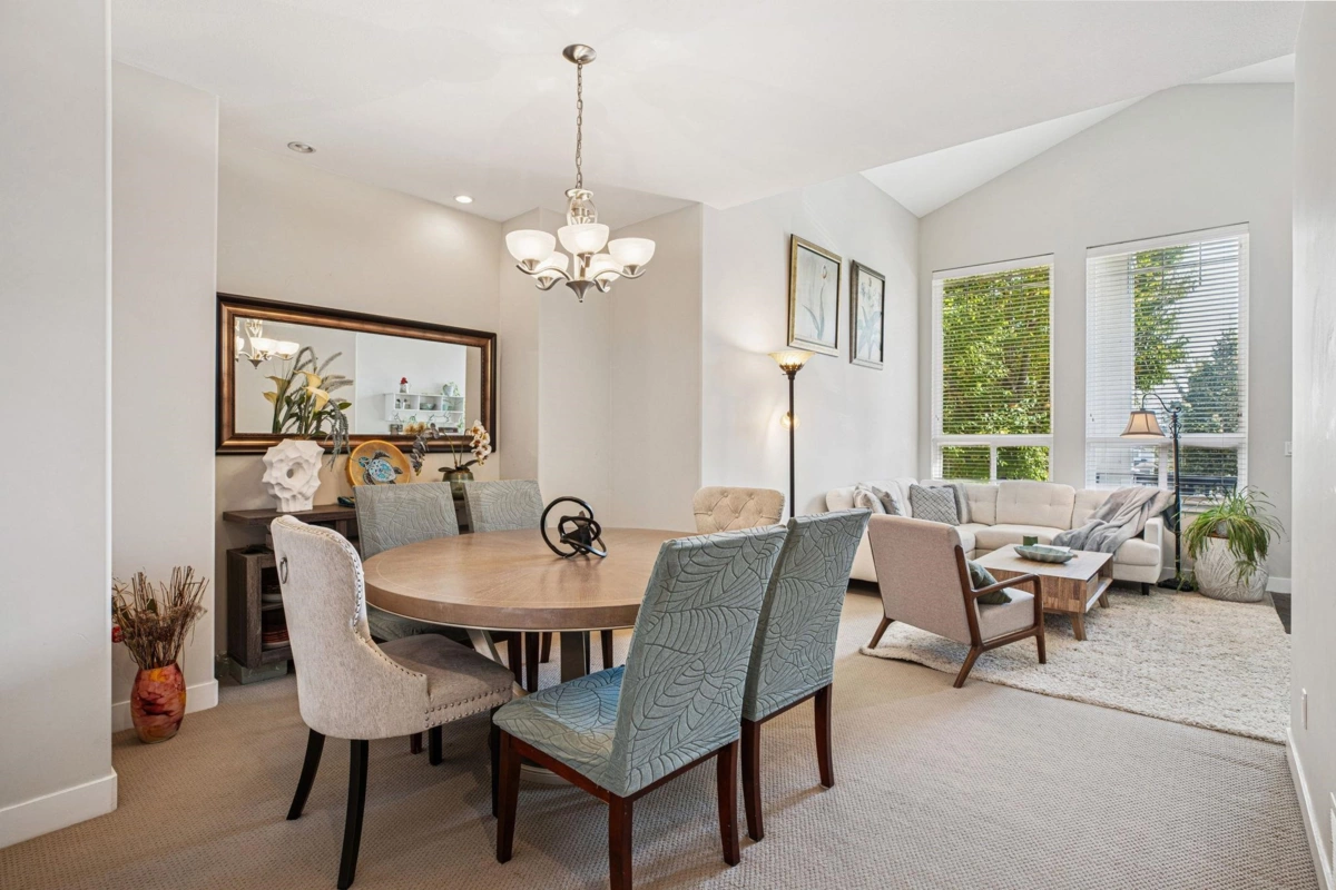 Kitchen Photo of 6157 150a Street, Surrey, BC