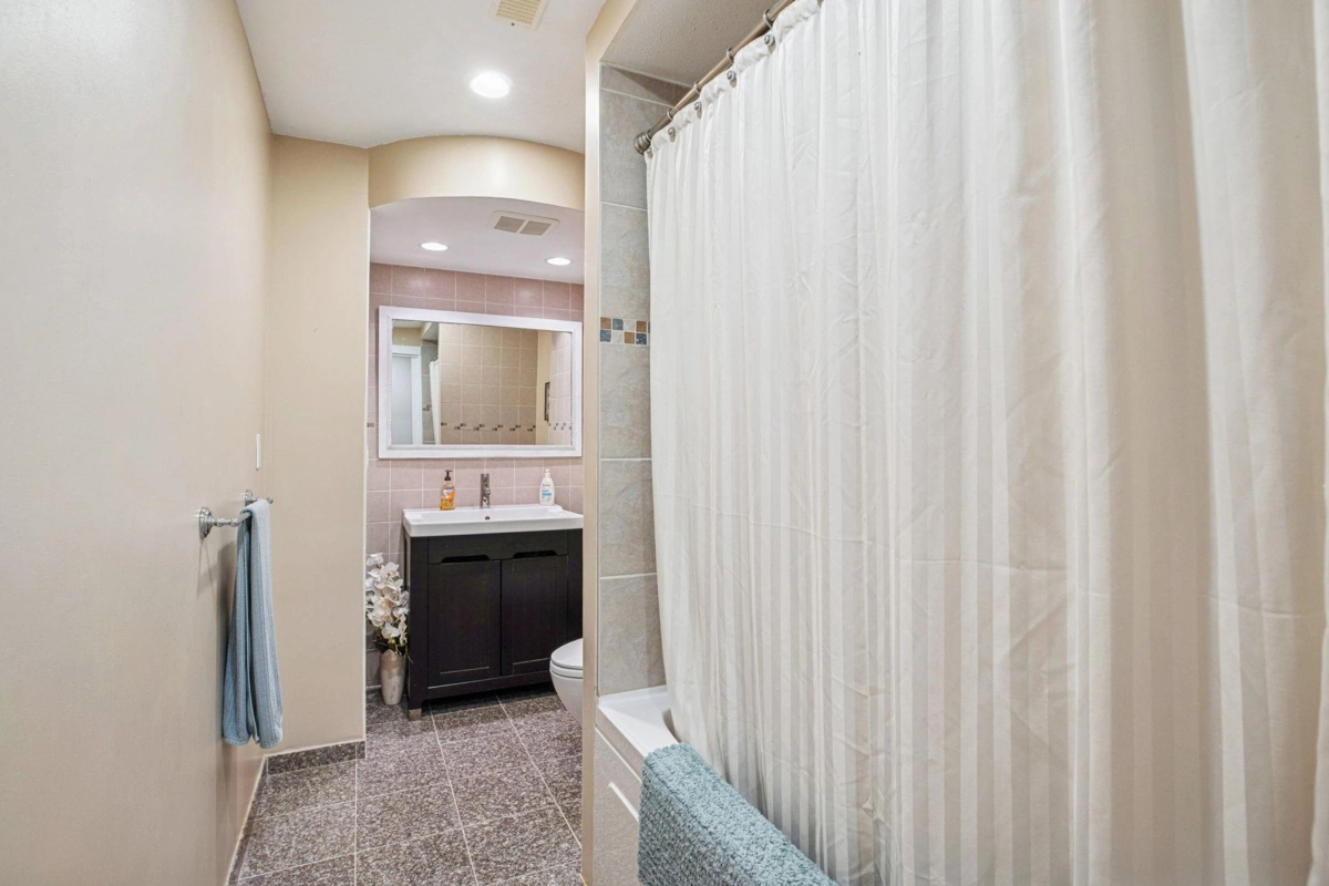 Swimming Pool Photo of 6157 150a Street, Surrey, BC