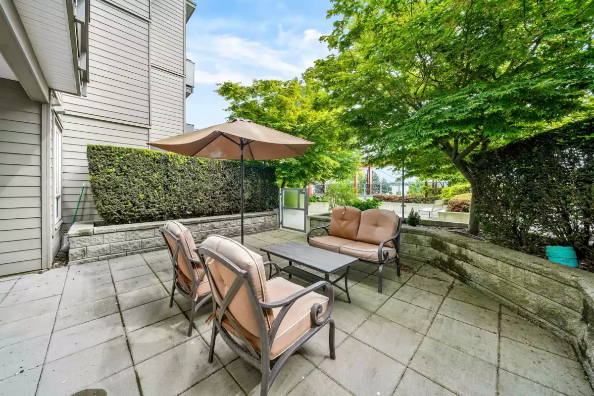 Bedroom 3 Photo of 222 10880 No. 5 Road, Richmond, BC