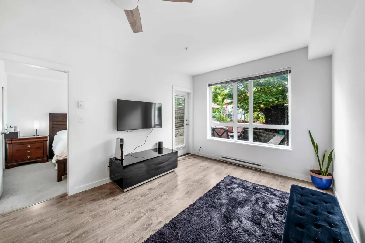 Kitchen Island Photo of 222 10880 No. 5 Road, Richmond, BC