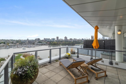 805 1383 Marinaside Crescent, Vancouver, BC, Vancouver — Apartment/Condo for sale