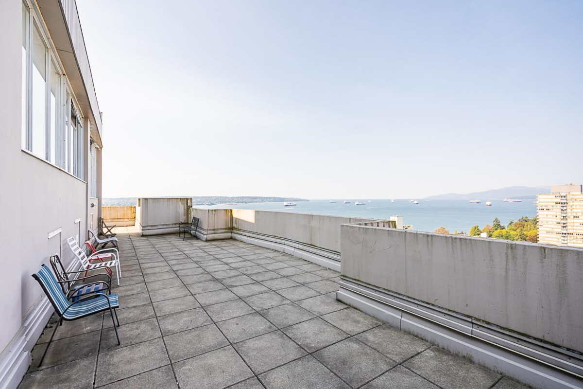 Mudroom Photo of 1206 1850 Comox Street, Vancouver, BC